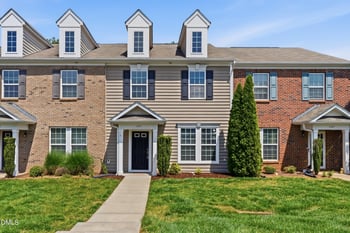 1103 Renewal Pl, Raleigh, NC 27603