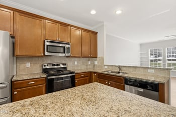 1103 Renewal Pl, Raleigh, NC 27603