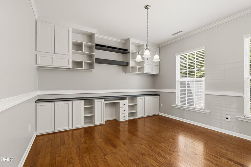 1103 Renewal Pl, Raleigh, NC 27603