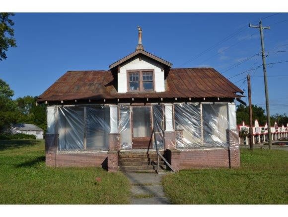 1103 Rogers Rd, Graham, NC 27253