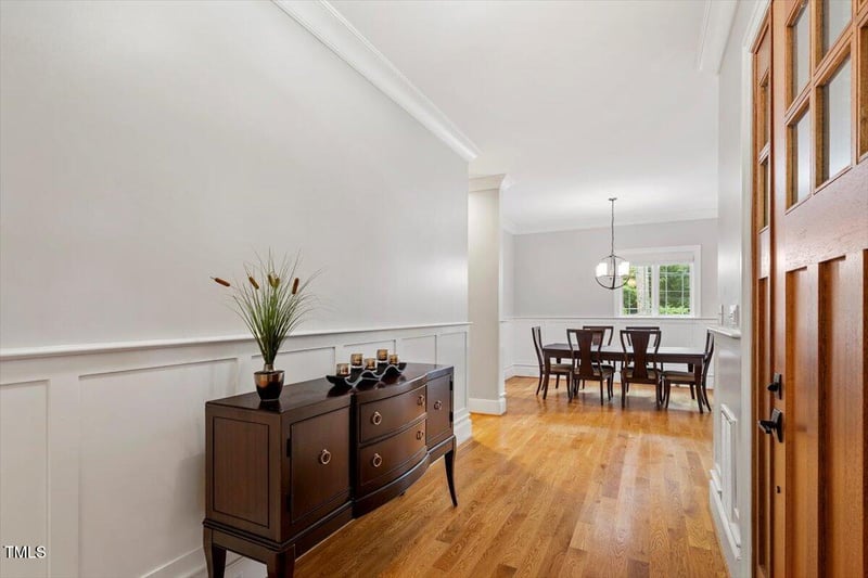 1103 Roosevelt Dr, Chapel Hill, NC 27514
