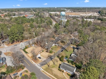 1103 Seabrook Ave, Cary, NC 27511