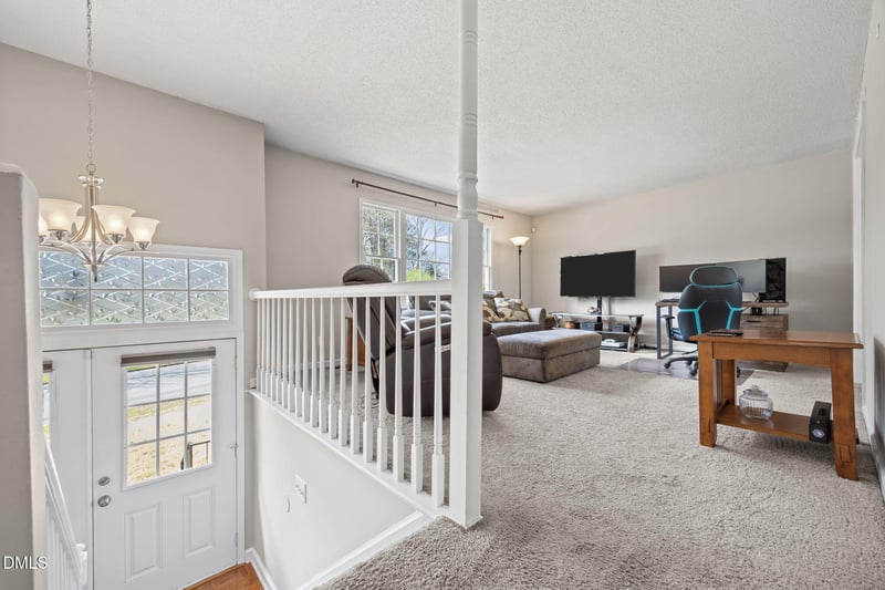 1103 Seabrook Ave, Cary, NC 27511