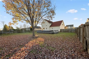 1103 Thistle Gold Dr, Hope Mills, NC 28348