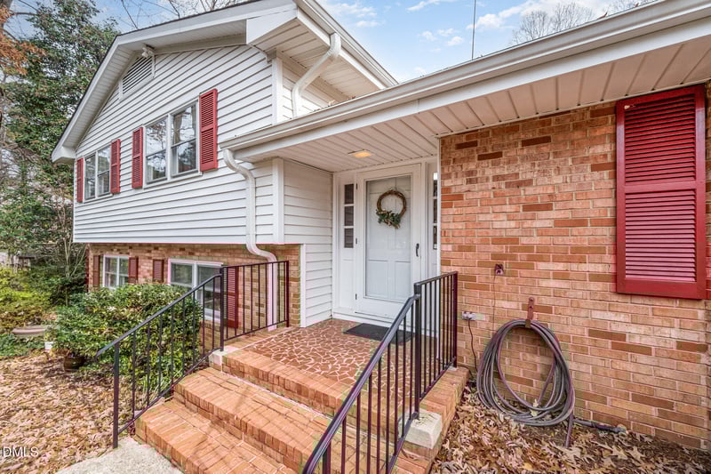 1103 Warren Ave, Cary, NC 27511