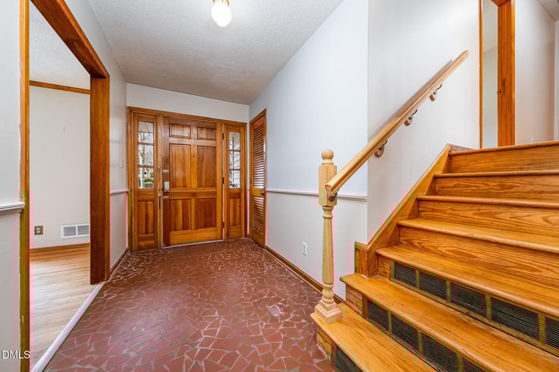 1103 Warren Ave, Cary, NC 27511