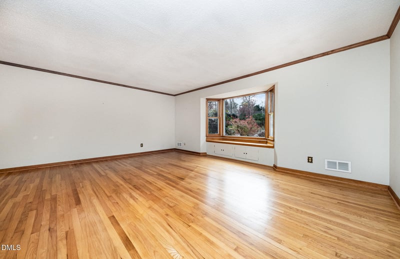 1103 Warren Ave, Cary, NC 27511