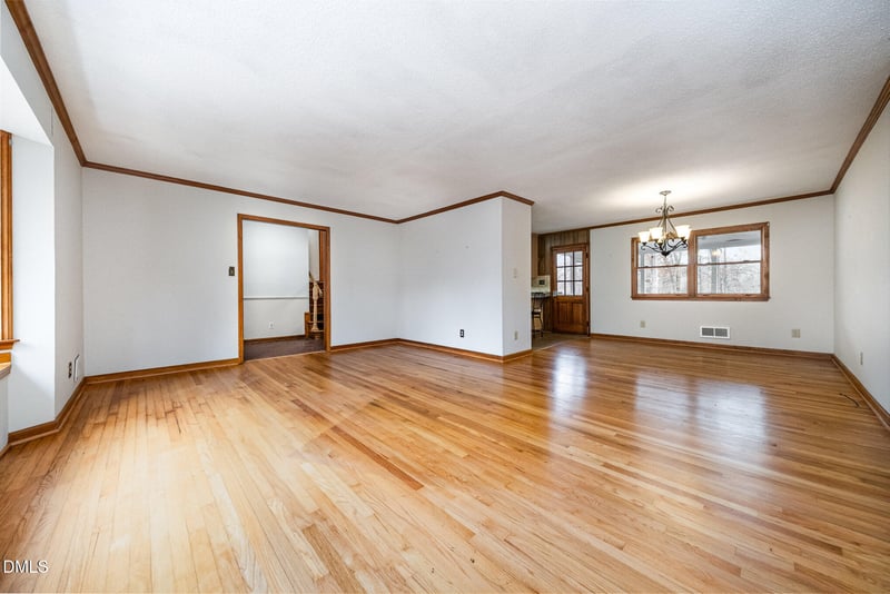 1103 Warren Ave, Cary, NC 27511