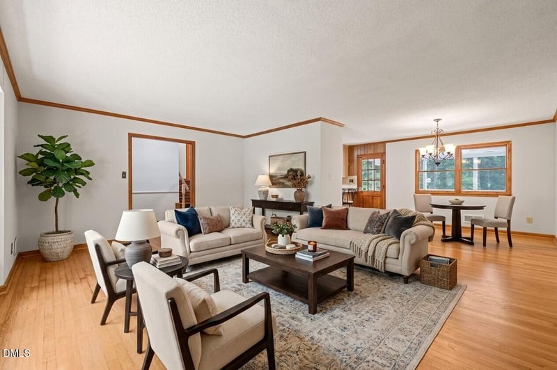 1103 Warren Ave, Cary, NC 27511