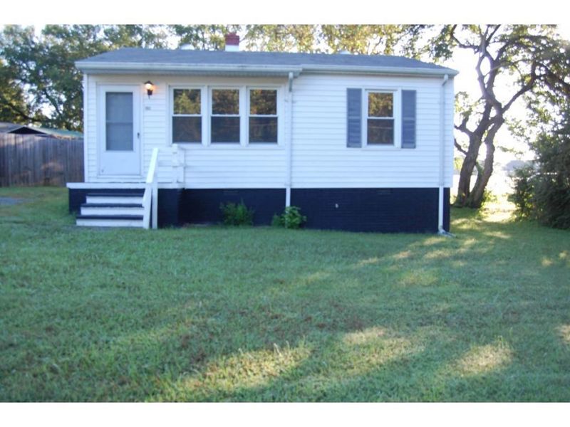 1103 Westmoreland Dr, Burlington, NC 27217