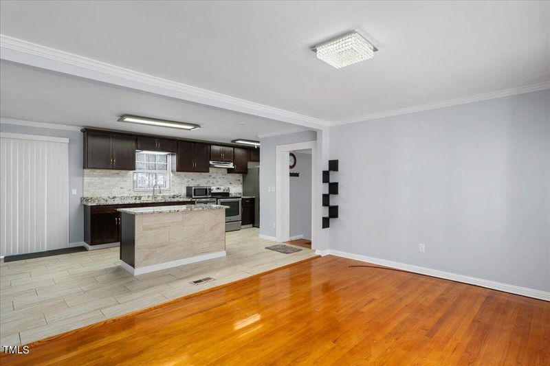 11036 Creedmoor Rd, Raleigh, NC 27614