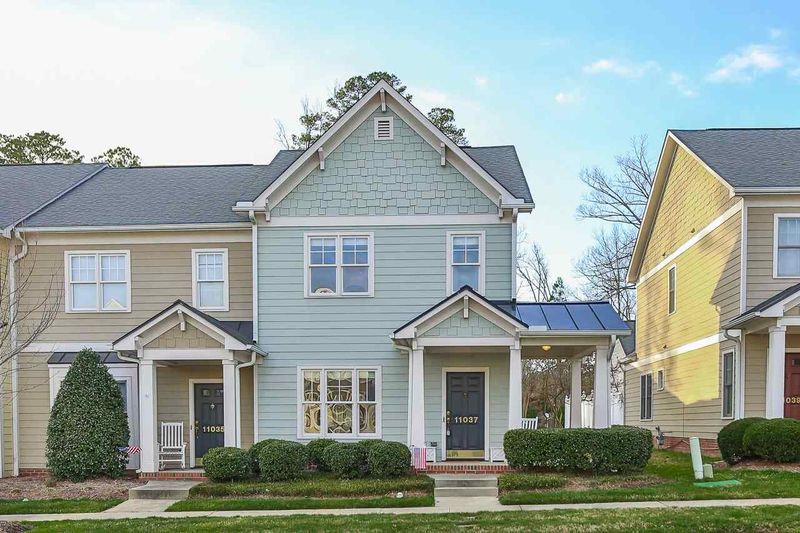 11037 David Stone Dr, Chapel Hill, NC 27517