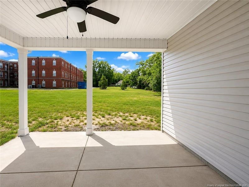 1104 9th St, Lillington, NC 27546