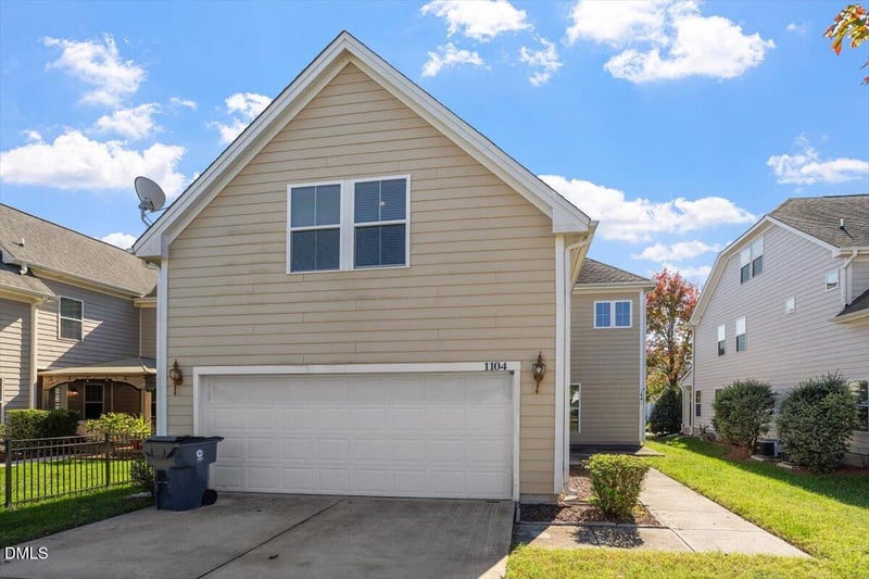 1104 Crinoline Ln, Morrisville, NC 27560