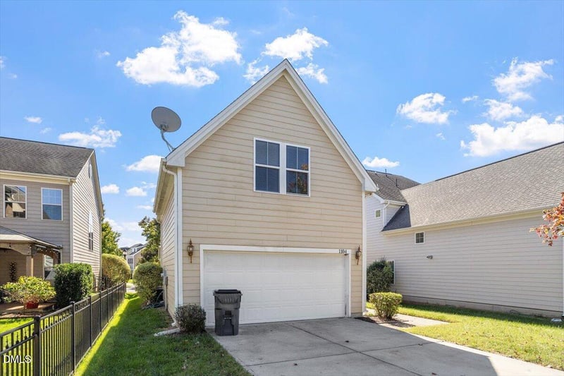 1104 Crinoline Ln, Morrisville, NC 27560