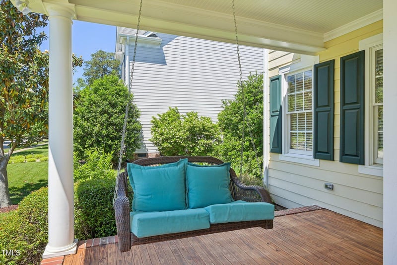 1104 Dominion Hill Dr, Cary, NC 27519