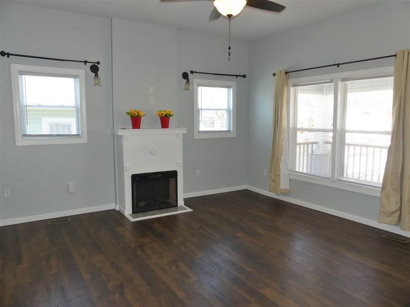 1104 Eva St, Durham, NC 27703