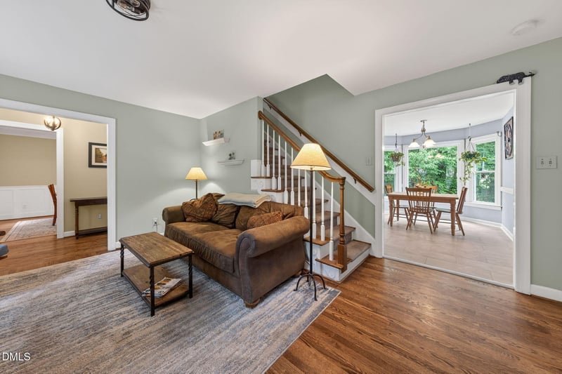1104 Fallen Oak Dr, Apex, NC 27502