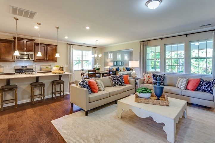 1104 Farm Leaf Dr, Durham, NC 27703