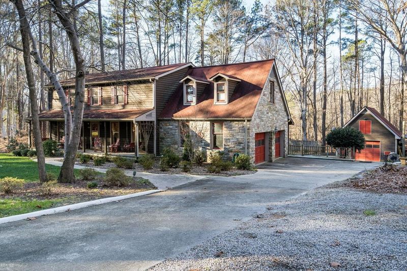 1104 Harvest Mill Ct, Raleigh, NC 27610