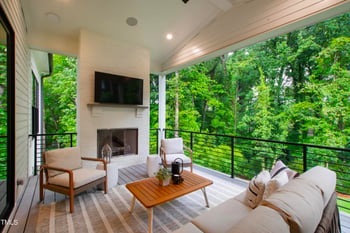 1104 Manchester Dr, Raleigh, NC 27609