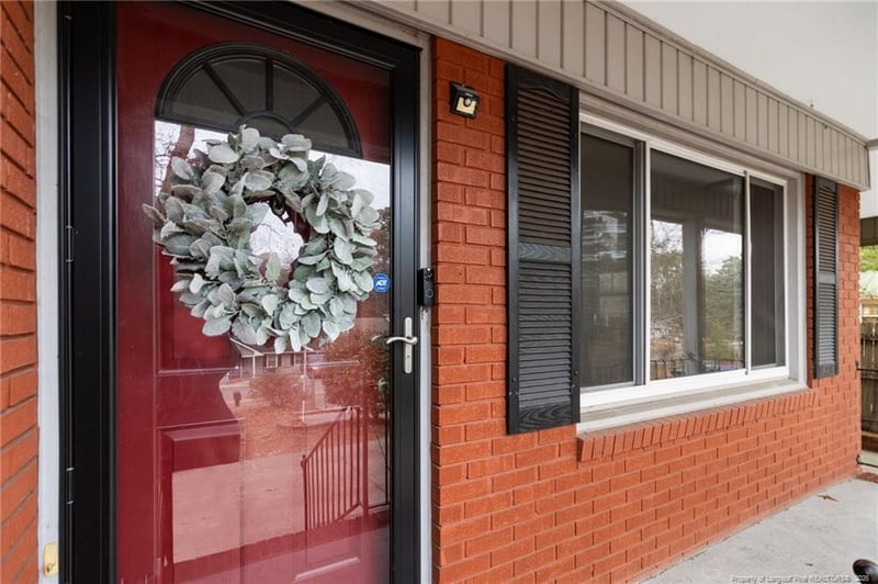 1104 Odom Dr, Fayetteville, NC 28304