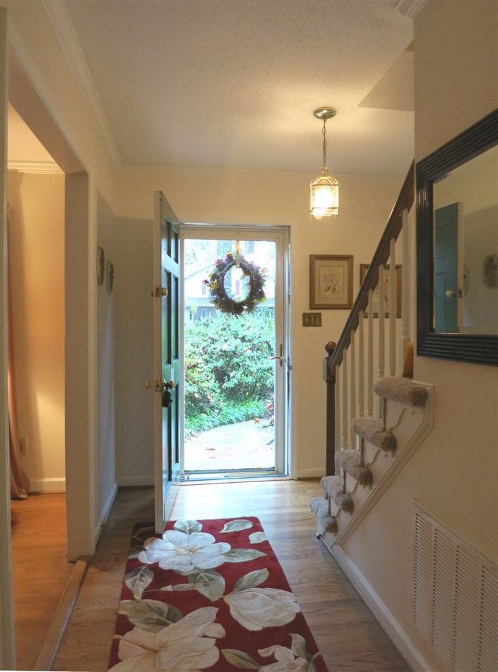 1104 Paine Ct, Raleigh, NC 27609