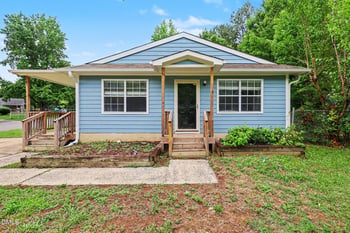 1104 Pecan Pl, Durham, NC 27704