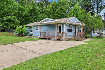 1104 Pecan Pl, Durham, NC 27704