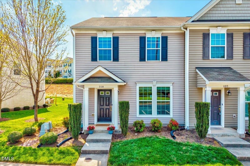 1104 Renewal Pl, Raleigh, NC 27603
