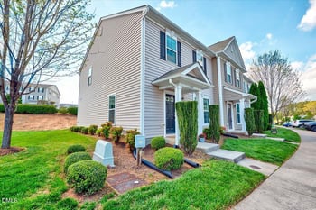 1104 Renewal Pl, Raleigh, NC 27603