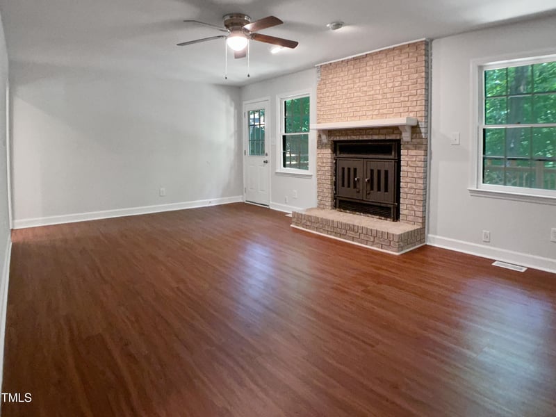 1104 Theresa Ct, Raleigh, NC 27615