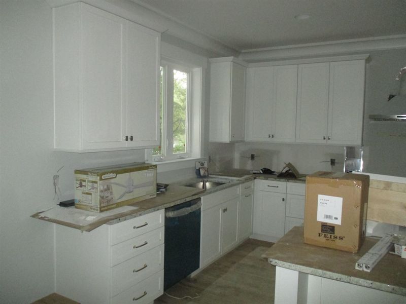 1104 Watauga St, Raleigh, NC 27604