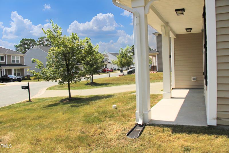 1104 Whispering Oak Ln, Durham, NC 27704