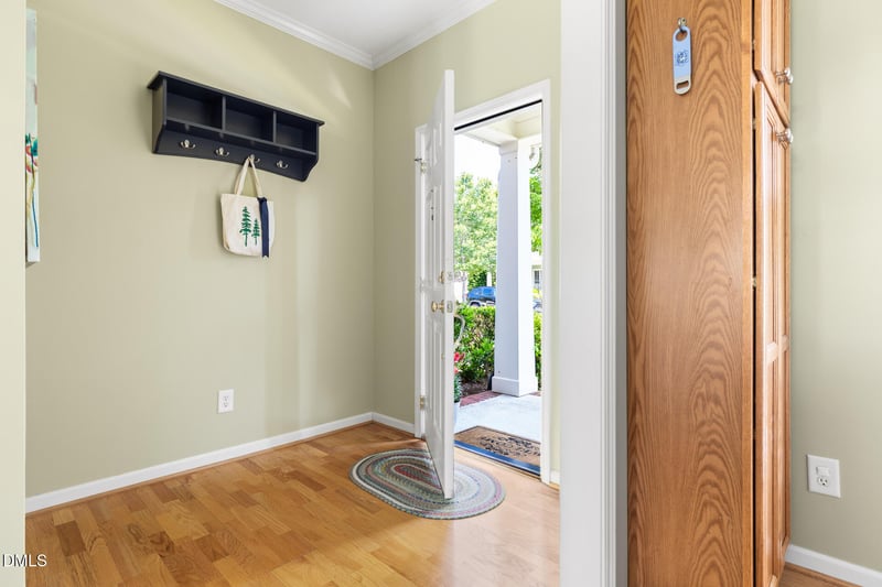 11041 David Stone Dr, Chapel Hill, NC 27517