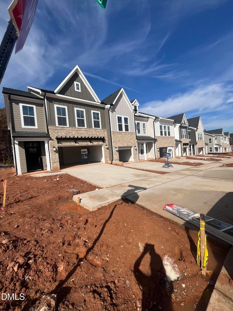 1105 Bell Heather Rd #3, Durham, NC 27703