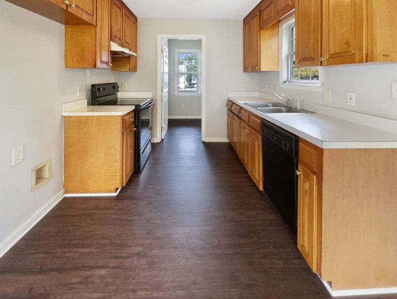 1105 Curtiss Dr, Garner, NC 27529
