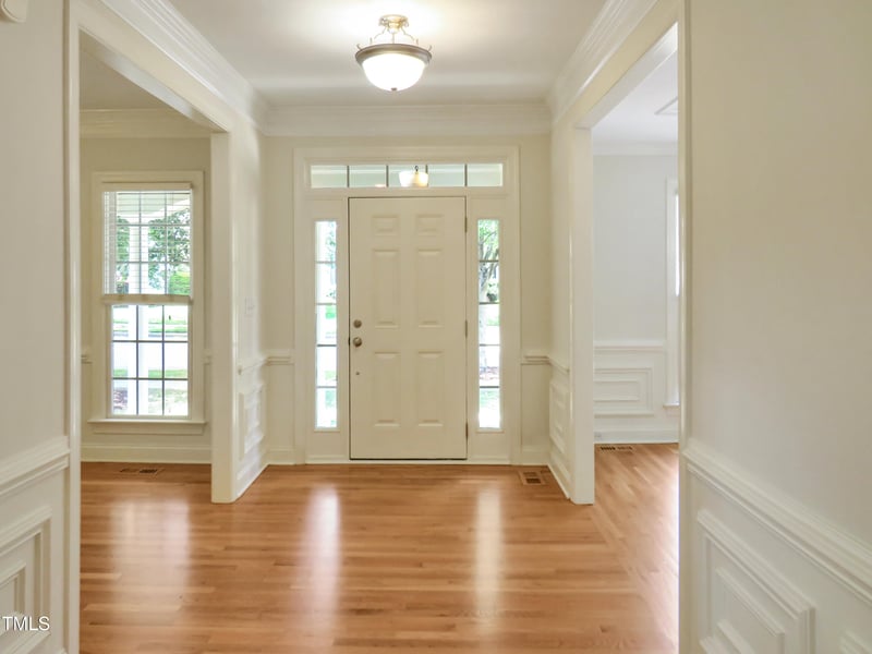 1105 Dominion Hill Dr, Cary, NC 27519