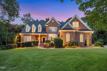 1105 Falls Bridge Dr, Raleigh, NC 27614