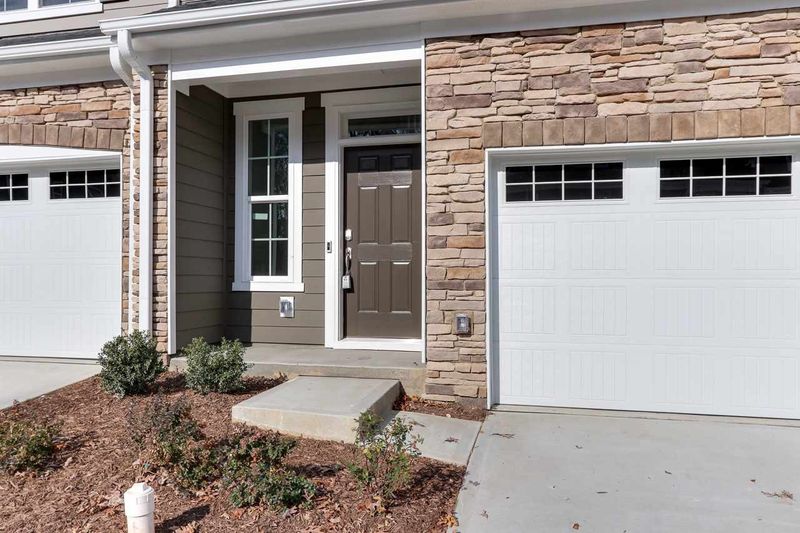 1105 Hero Pl, Cary, NC 27519