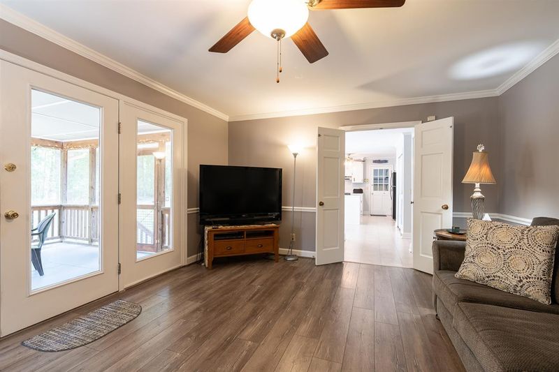 1105 Kelly Rd, Apex, NC 27523