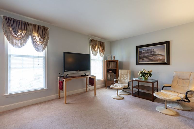 1105 Kelly Rd, Apex, NC 27523