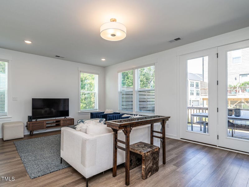 1105 Kiernan Grove Ln, Cary, NC 27519