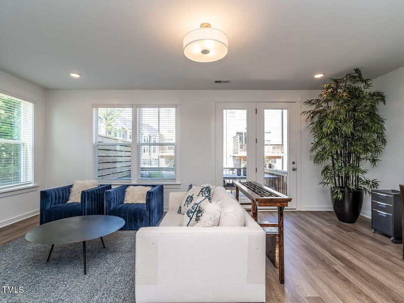 1105 Kiernan Grove Ln, Cary, NC 27519