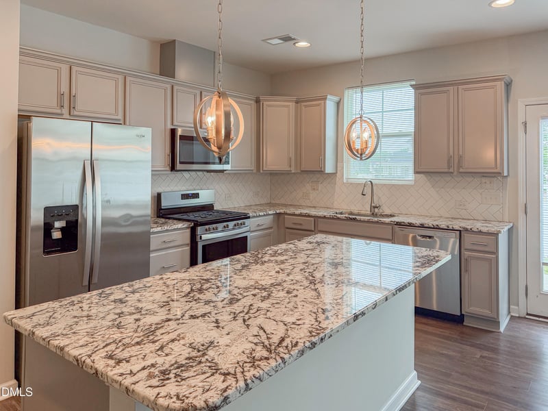 1105 Little Gem Ln, Apex, NC 27523