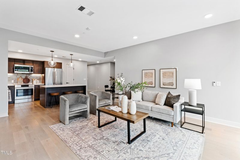 1105 W Main St #402, Durham, NC 27701