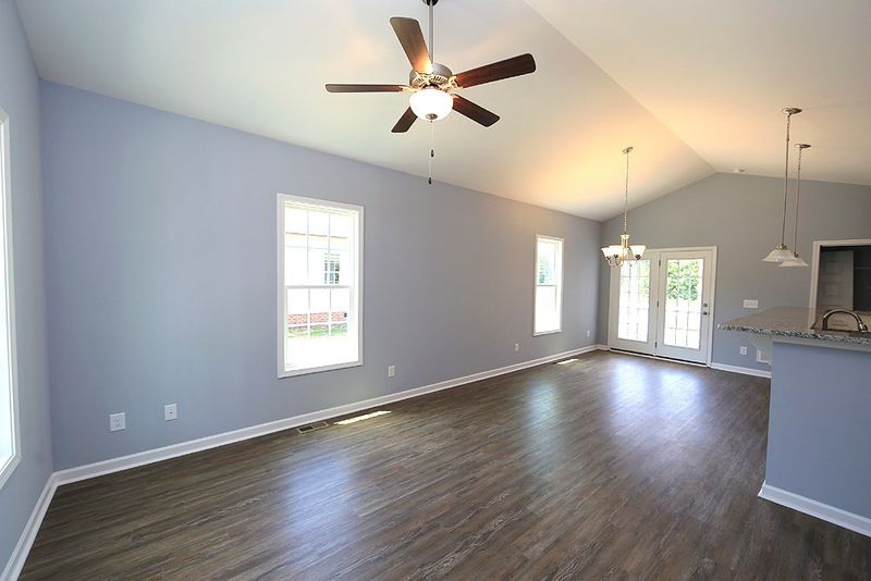 1105 E Mason St, Franklinton, NC 27525