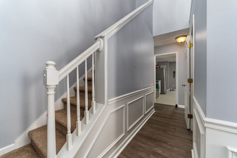 1105 Nichols Farm Dr, Durham, NC 27703
