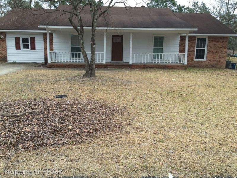 1105 Patrick Dr, Fayetteville, NC 28314