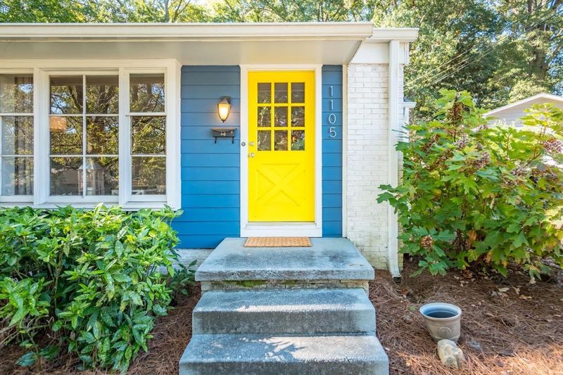 1105 Somerset Rd, Raleigh, NC 27610